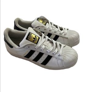 Adidas Superstar Sneakers